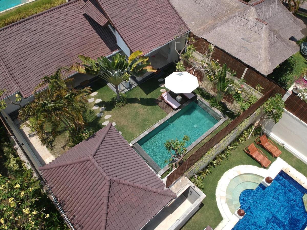 Uma Lima Villa Batu Belig - Close To The Beach チャングー エクステリア 写真