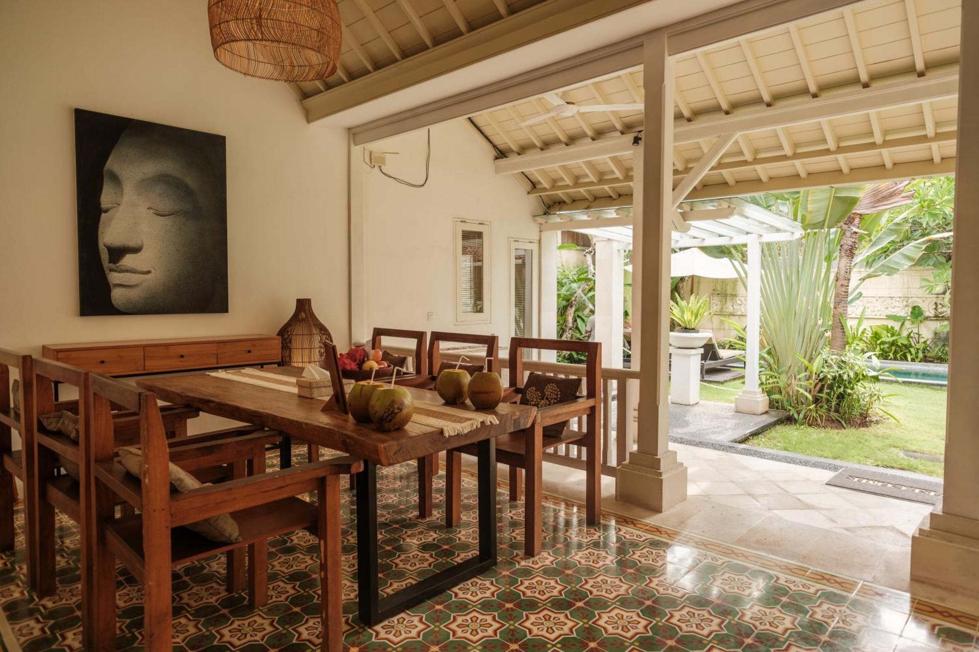 Uma Lima Villa Batu Belig - Close To The Beach チャングー エクステリア 写真