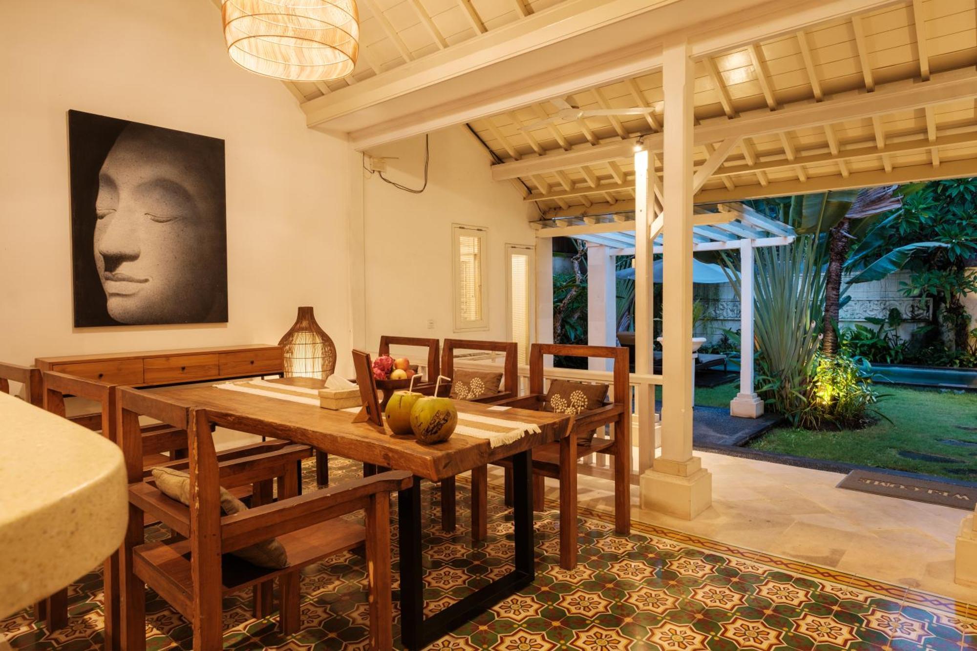 Uma Lima Villa Batu Belig - Close To The Beach チャングー エクステリア 写真