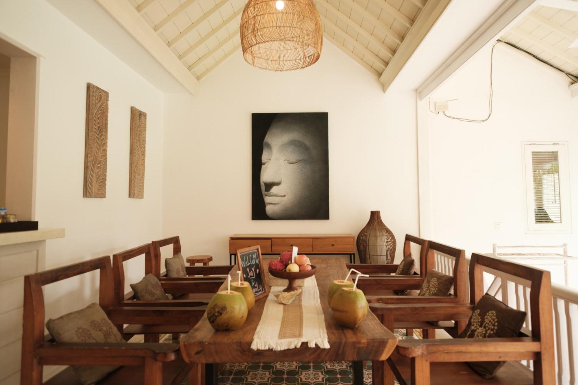 Uma Lima Villa Batu Belig - Close To The Beach チャングー エクステリア 写真