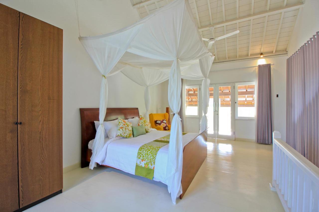 Uma Lima Villa Batu Belig - Close To The Beach チャングー エクステリア 写真