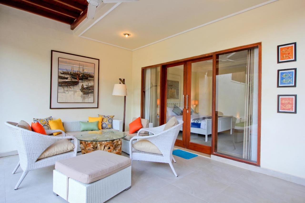 Uma Lima Villa Batu Belig - Close To The Beach チャングー エクステリア 写真